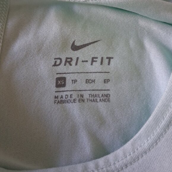 NIKE Dri-Fit Light Teal Blue Racer Back Athletic Top Women's Size XS - Picture 6 of 15